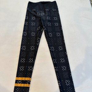 Goldsheep Leggings Black with White Xβs - Size Small